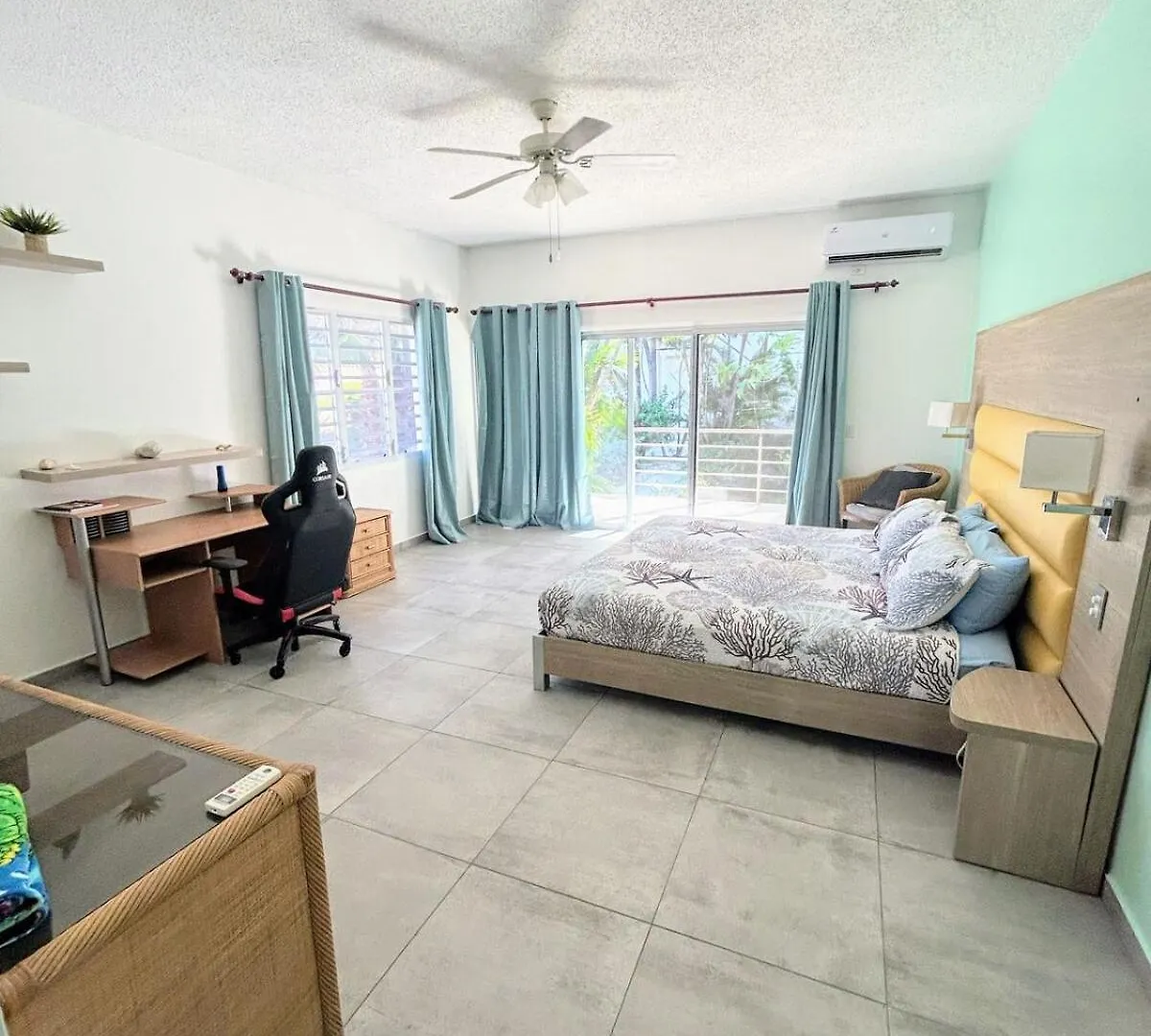 Villa Breeze, Cupecoy Beach Club 0*, Cupecoy (Sint Maarten)