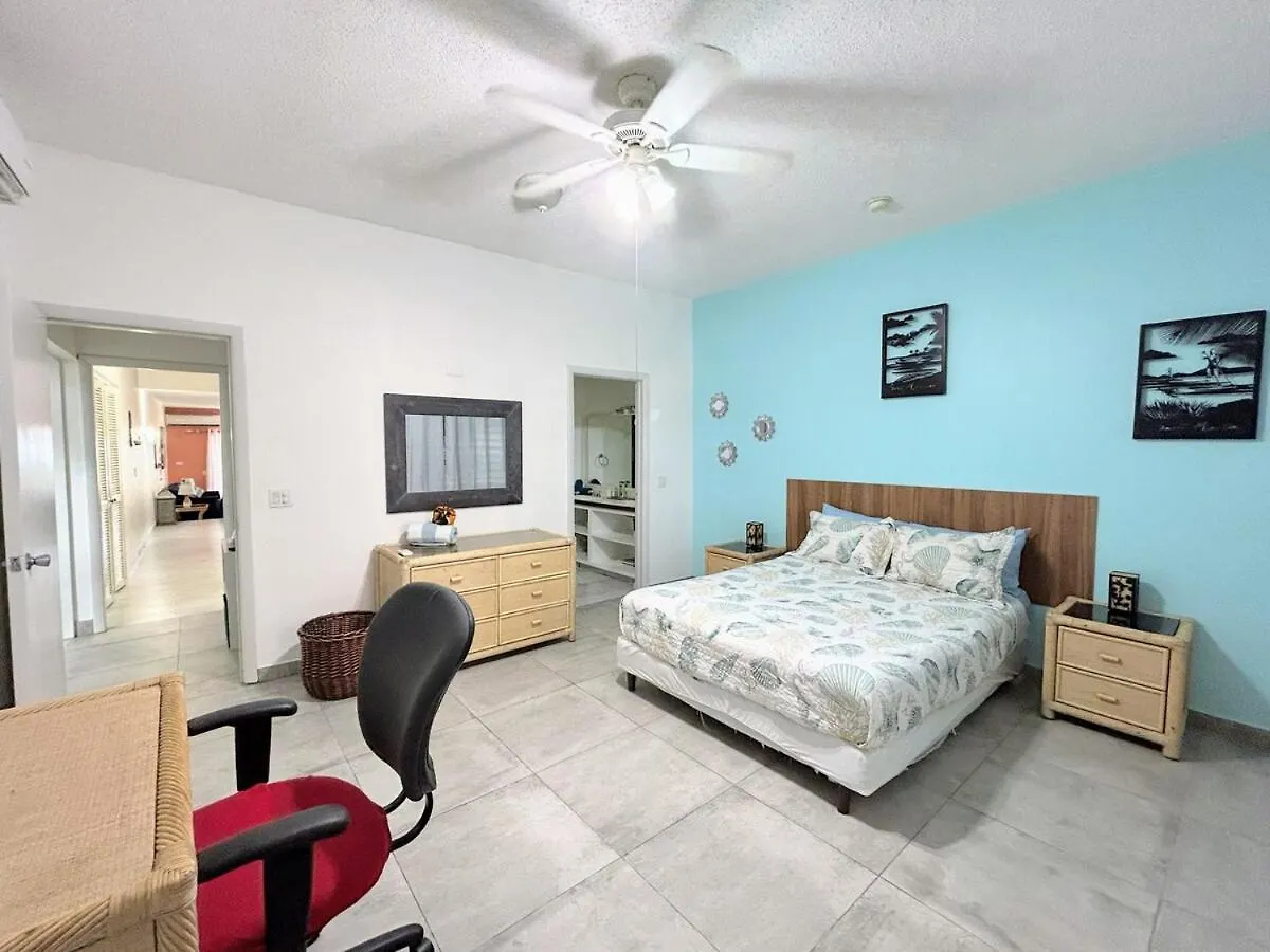 Villa Breeze, Cupecoy Beach Club